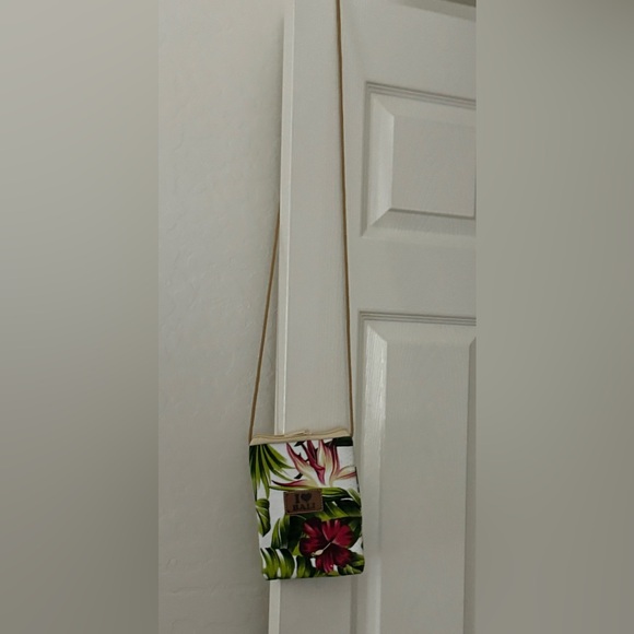 Crossbody travel pouch from Bali 8”x5” cute - Picture 3 of 6